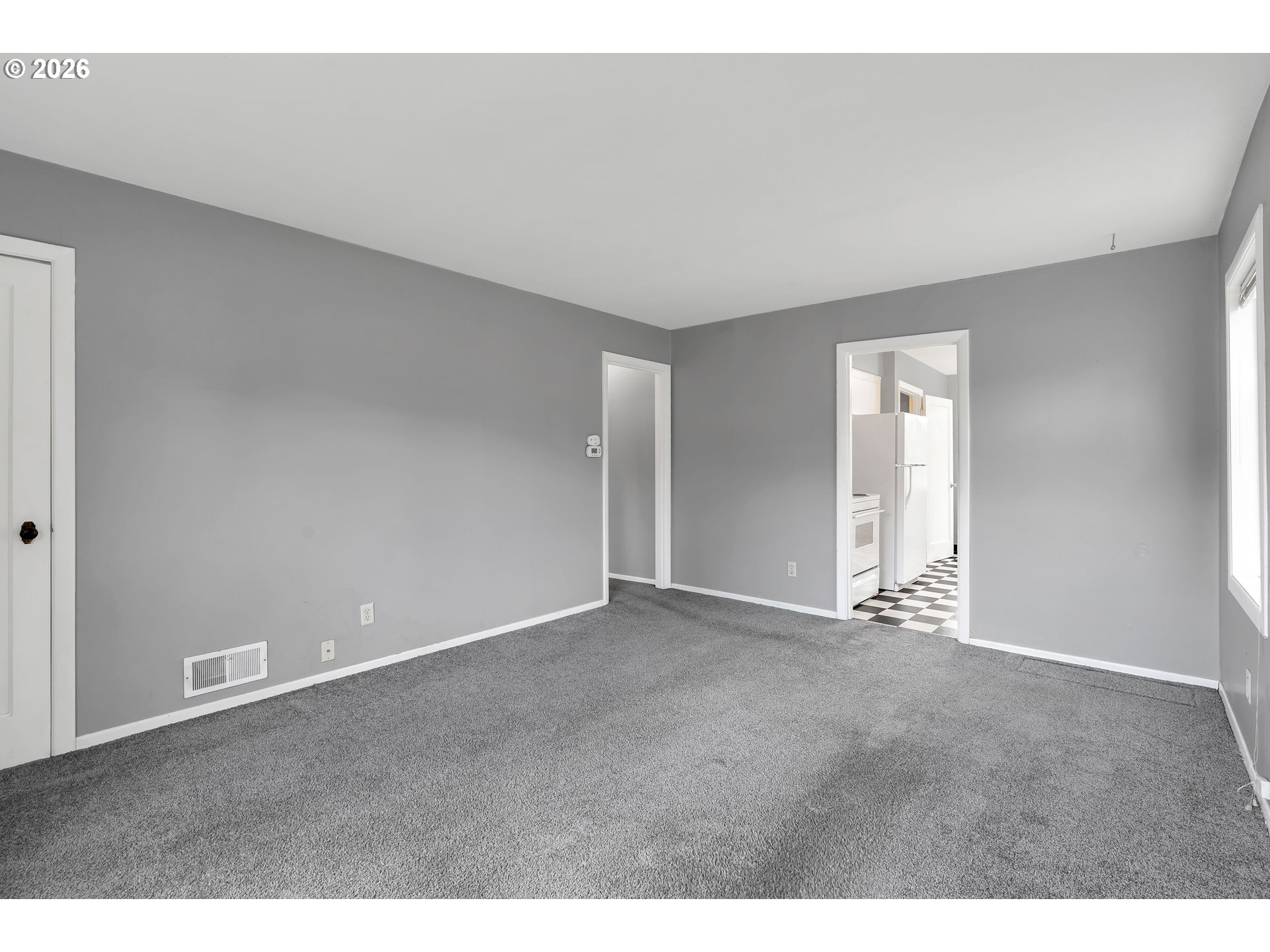 1323 Northeast 47th Avenue Portland, OR 97213 - Photo 6 of 34