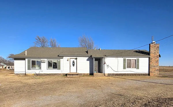 $204,000 | 115 5th Street, Mobeetie, TX 79061
