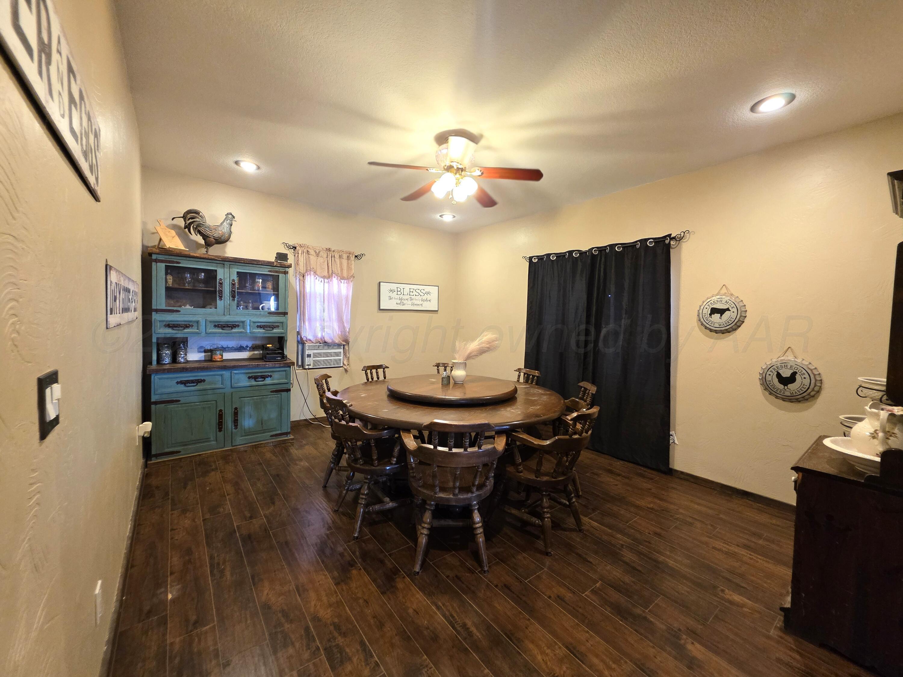 115 5th Street Mobeetie, TX 79061 - Photo 9 of 28 Dining Room