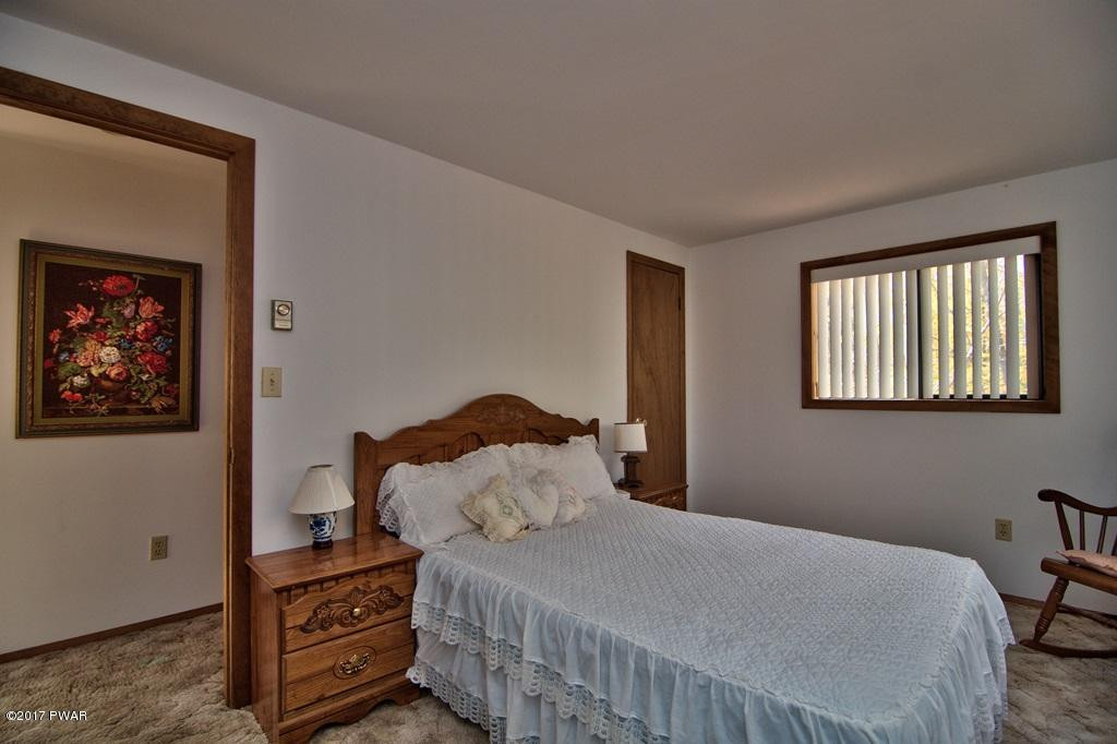 2801 Rockway Road Lake Ariel, PA 18436 - Photo 13 of 57