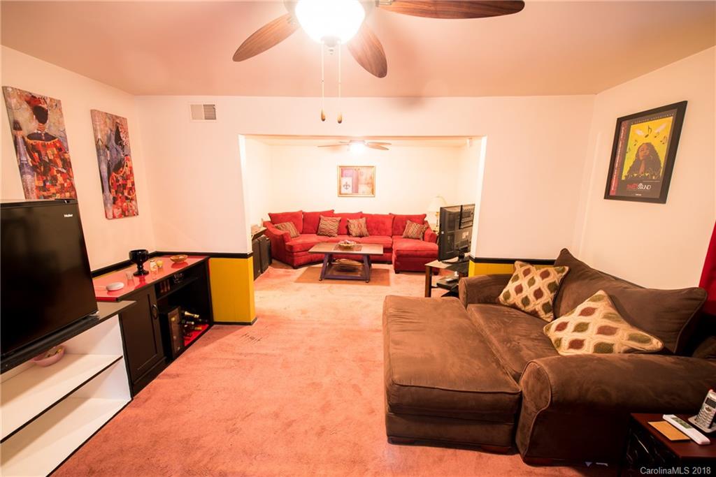 5800 Eastbrook Road Charlotte, NC 28215 - Photo 8 of 14 Gallery Image 8