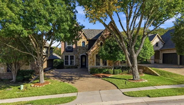 $865,000 | 4325 Crestwood Court, Grapevine, TX 76051