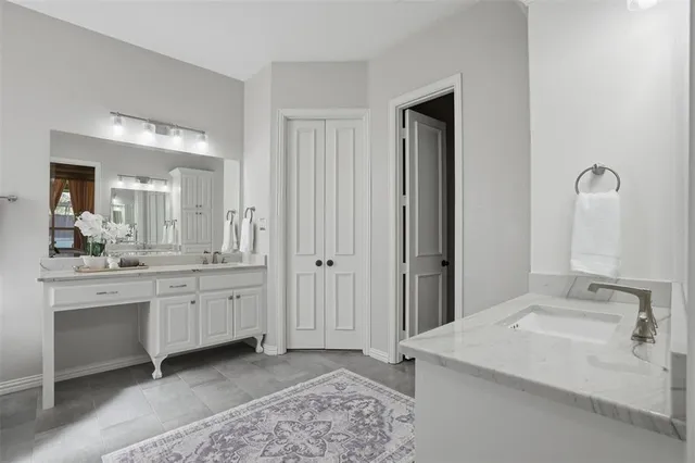 $865,000 | 4325 Crestwood Court, Grapevine, TX 76051