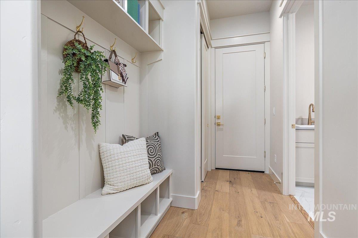 27202 Iron Horse Caldwell, ID 83607 - Photo 27 of 39 Mudroom with light wood-style flooring and baseboards