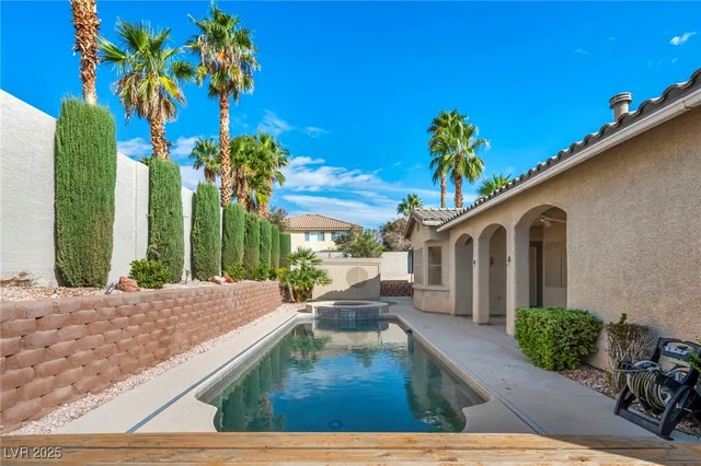 $749,999 | 3009 Teal Beach Court, Las Vegas, NV 89117