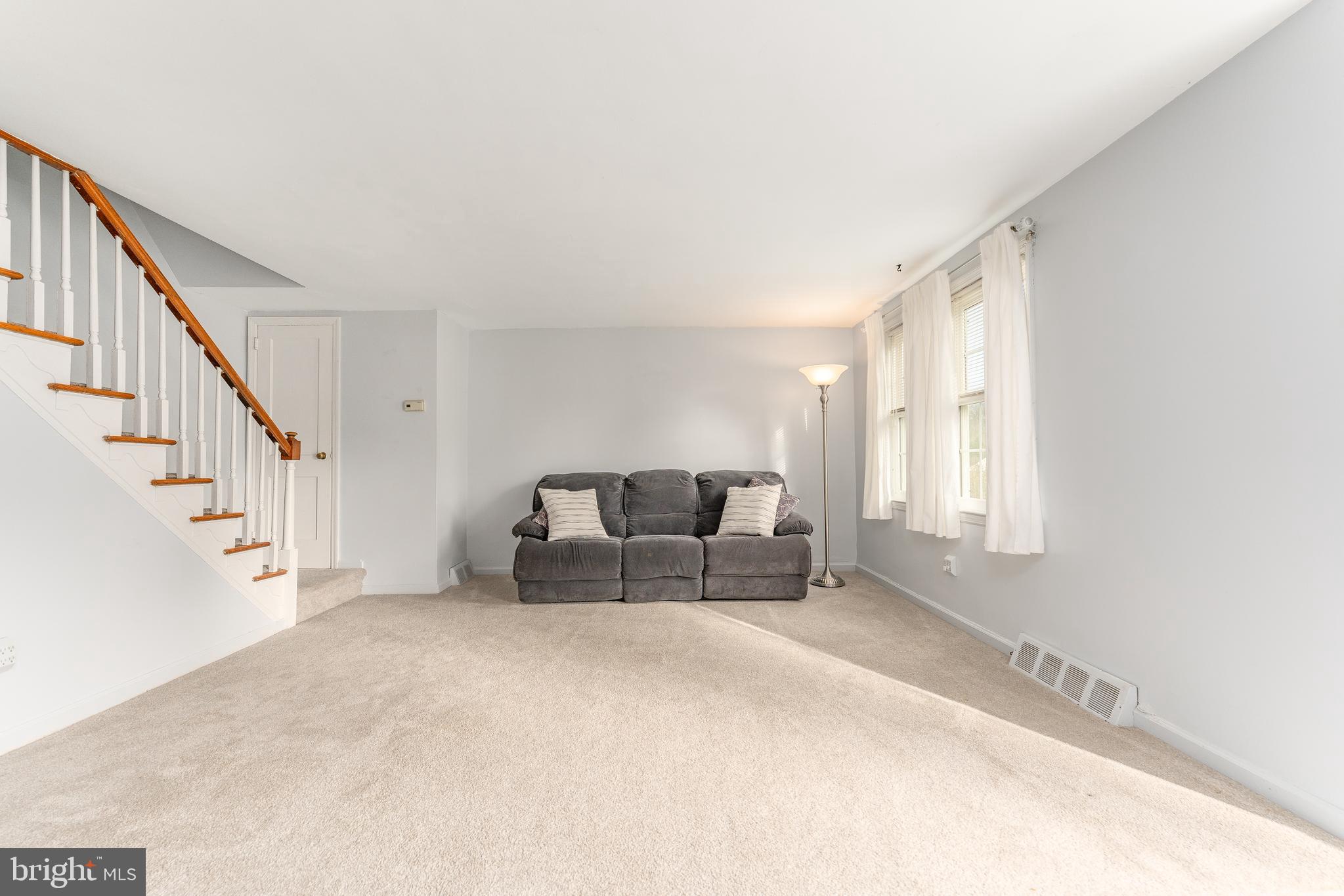 256 Gibbons Road Springfield, PA 19064 - Photo 5 of 53