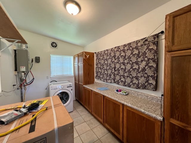 18-1976 Nau Nani Road Mountain View, HI 96771 - Photo 18 of 25 a room with storage and utility