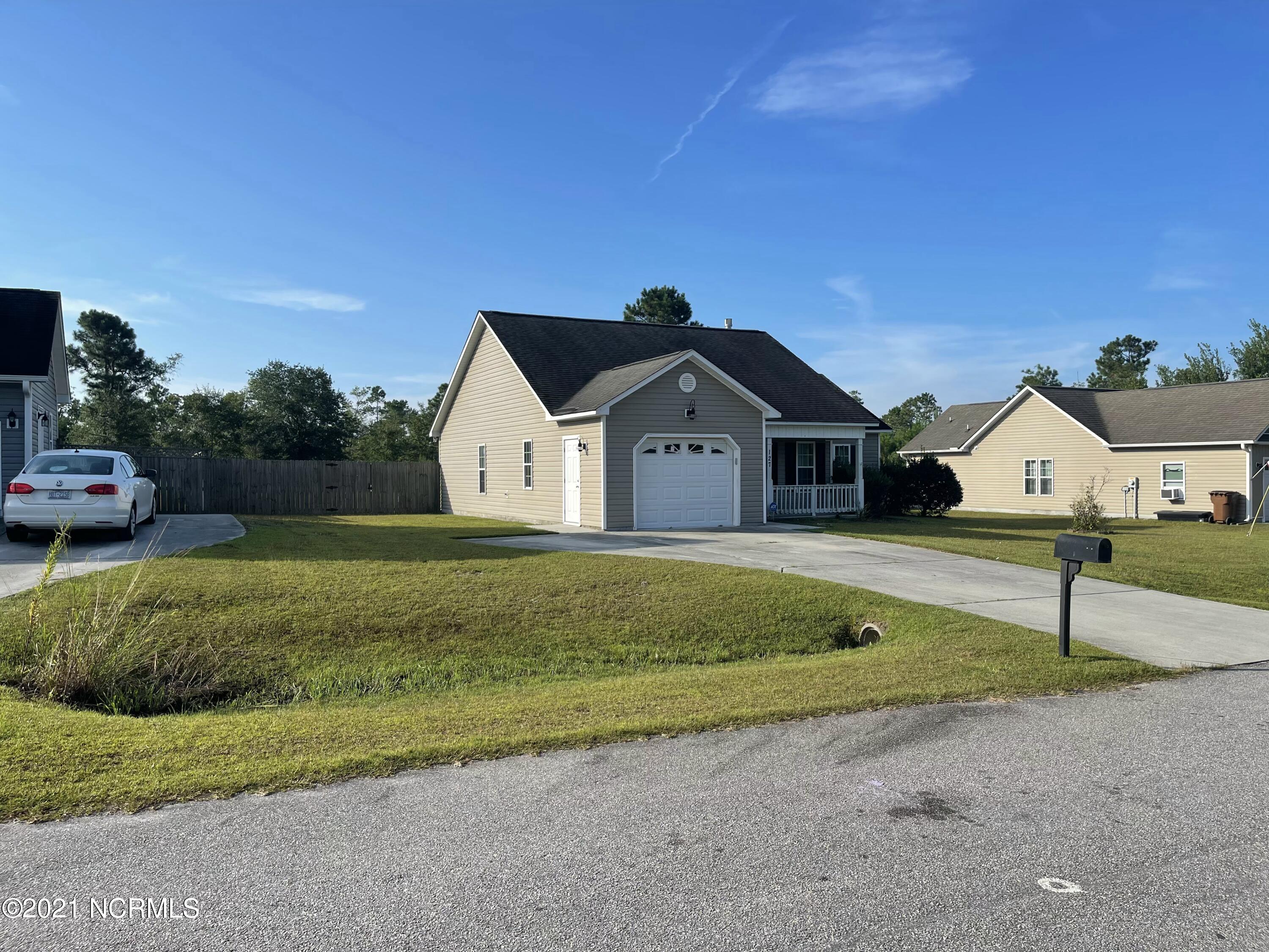 127 Blueberry Fields Road Maple Hill, NC 28454 - Photo 3 of 20 0A5ED75B-74D5-45DA-92E6-E92BA5AF02F6