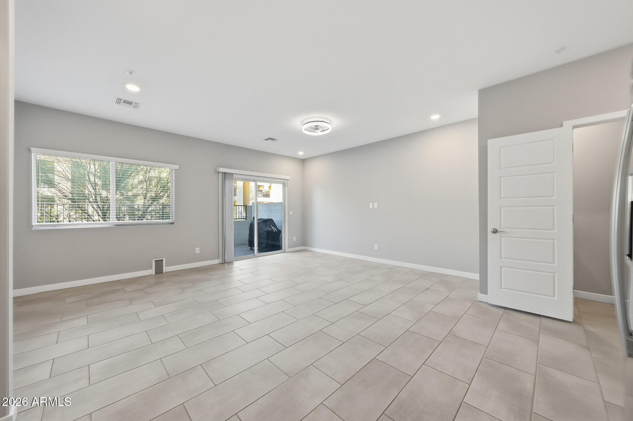 8347 North 22nd Drive Phoenix, AZ 85021 - Photo 7 of 25 B (5)