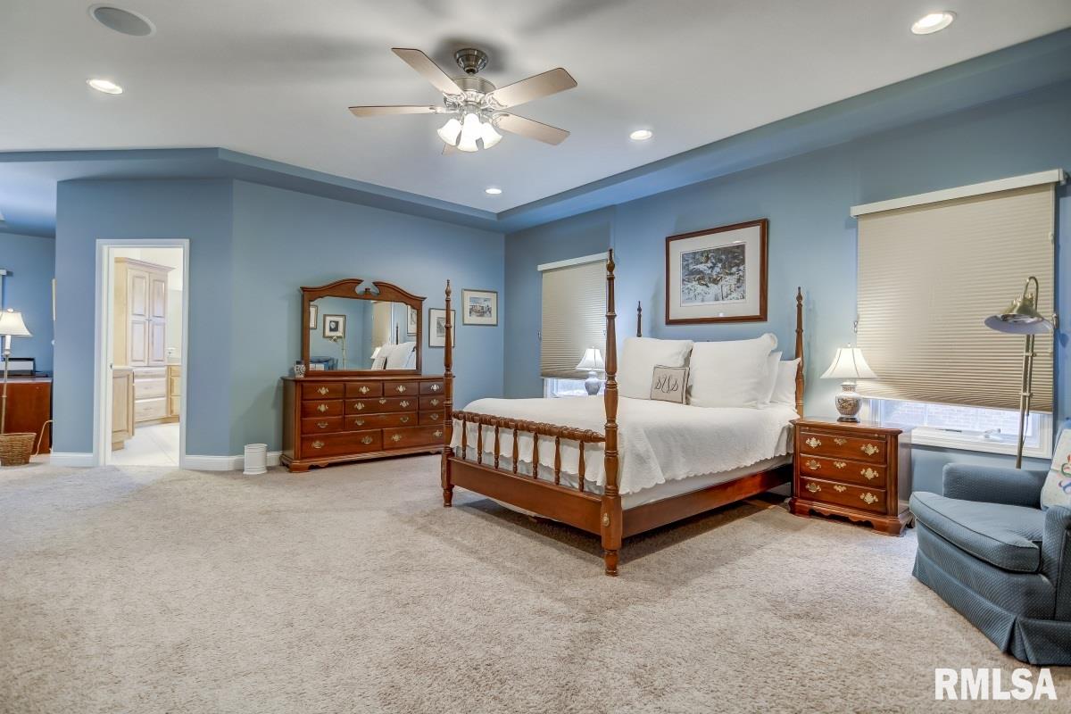 4304 Foxhall Lane Springfield, IL 62711 - Photo 19 of 50