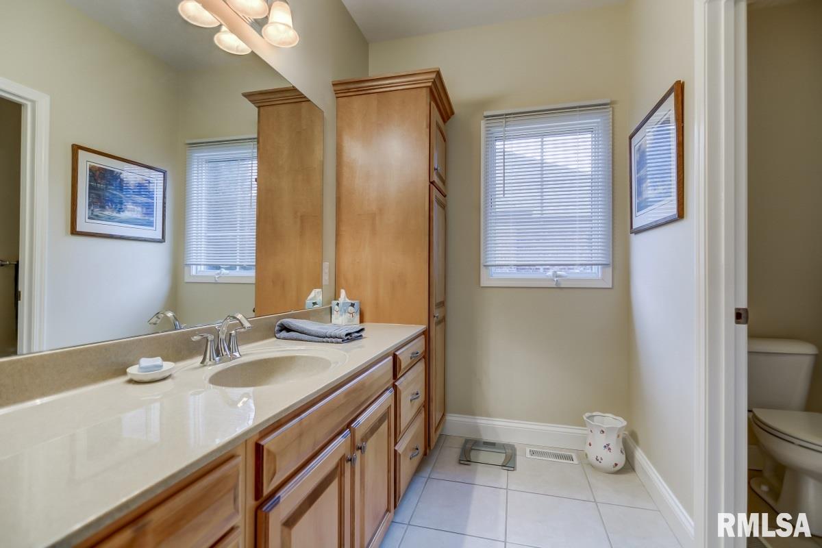 4304 Foxhall Lane Springfield, IL 62711 - Photo 31 of 50