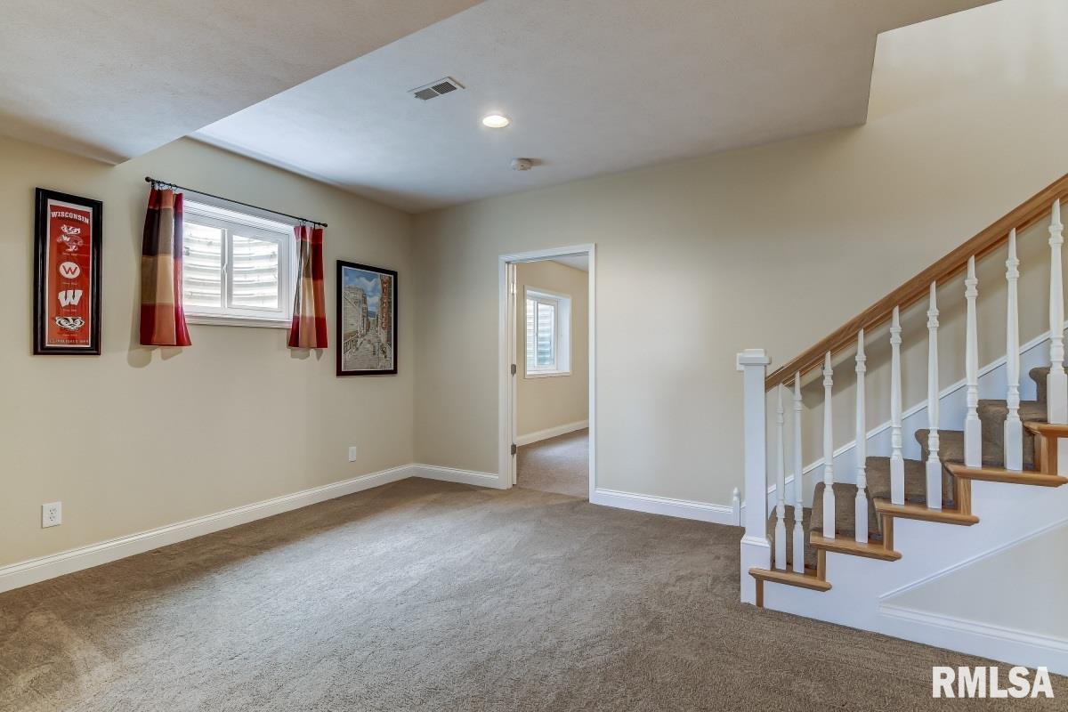 4304 Foxhall Lane Springfield, IL 62711 - Photo 35 of 50