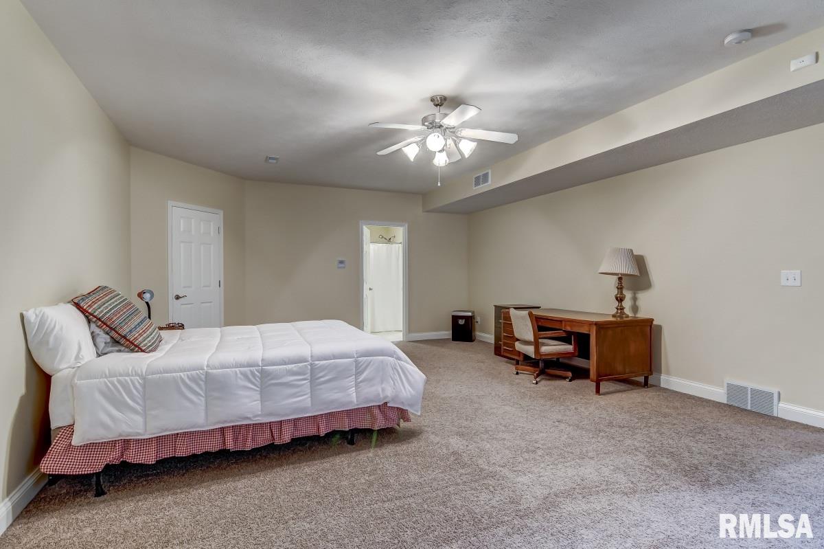 4304 Foxhall Lane Springfield, IL 62711 - Photo 39 of 50