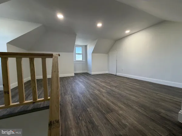 $1,800 | 517 Bentley Avenue, Unit C, Beverly, NJ 08010