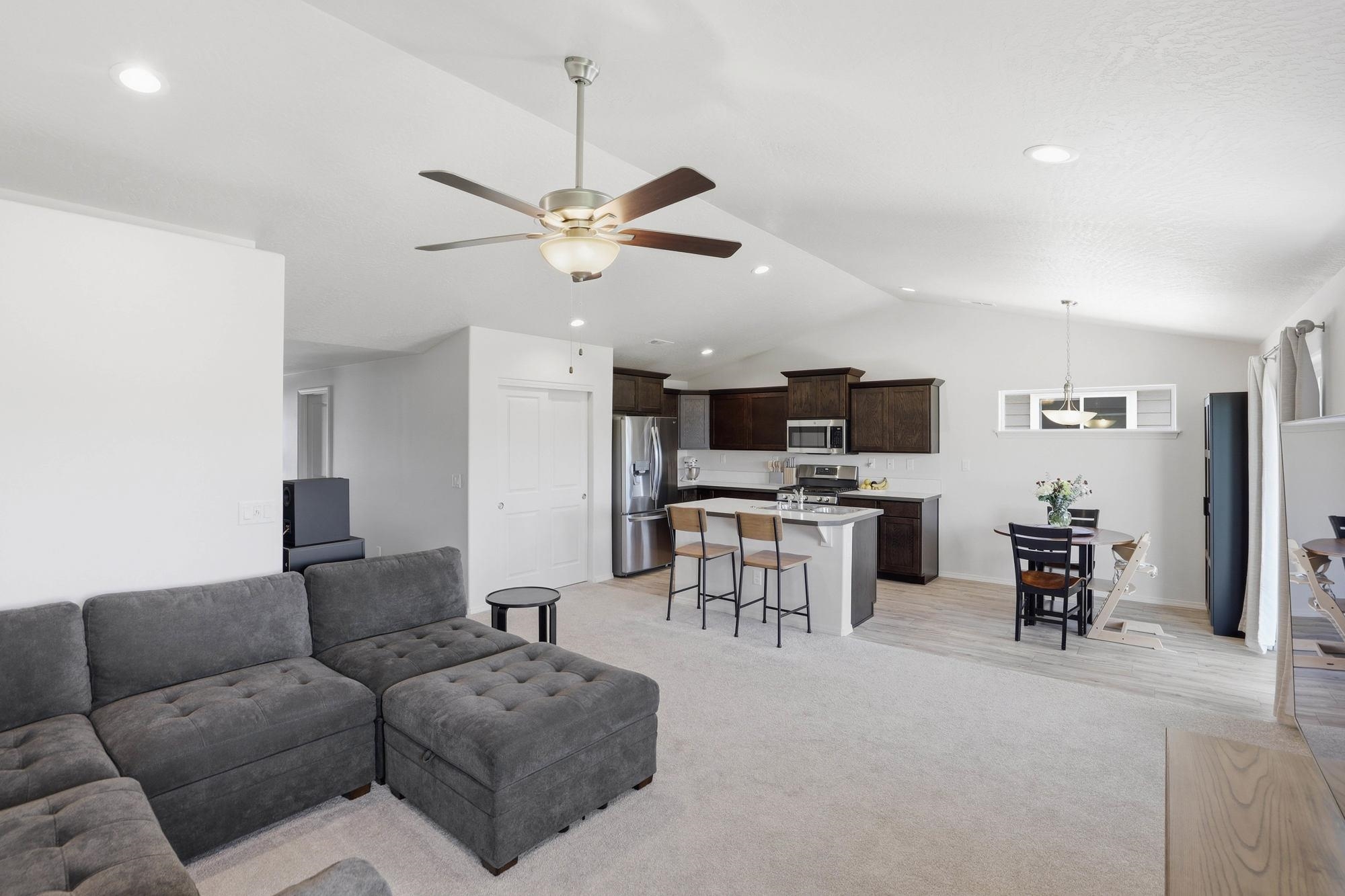 5815 South Dowdy Road Spokane, WA 99224 - Photo 12 of 29