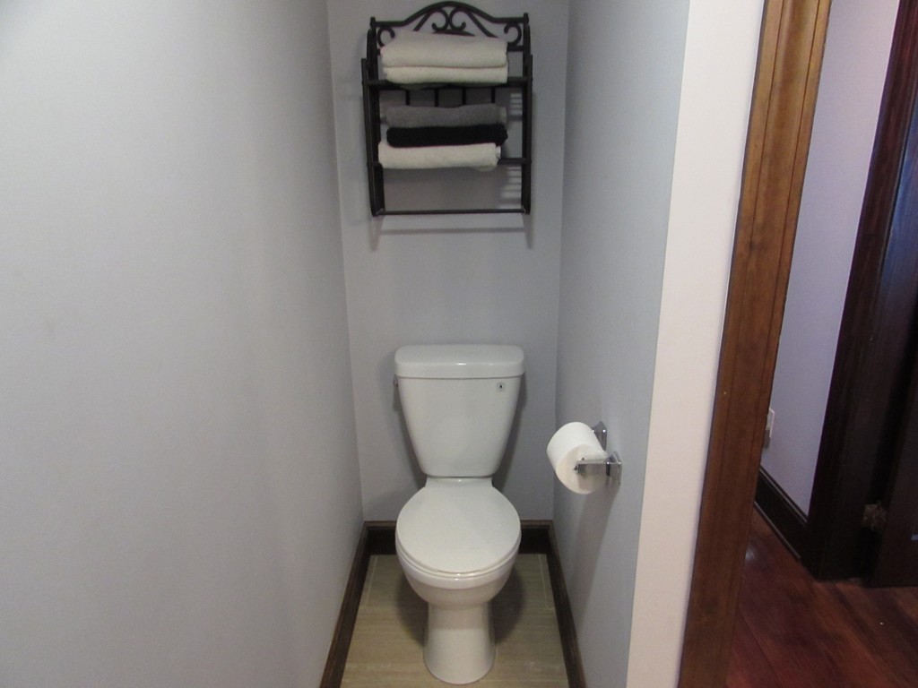 7 Ralph Avenue South Hadley, MA 01075 - Photo 12 of 24 Gallery Image 12