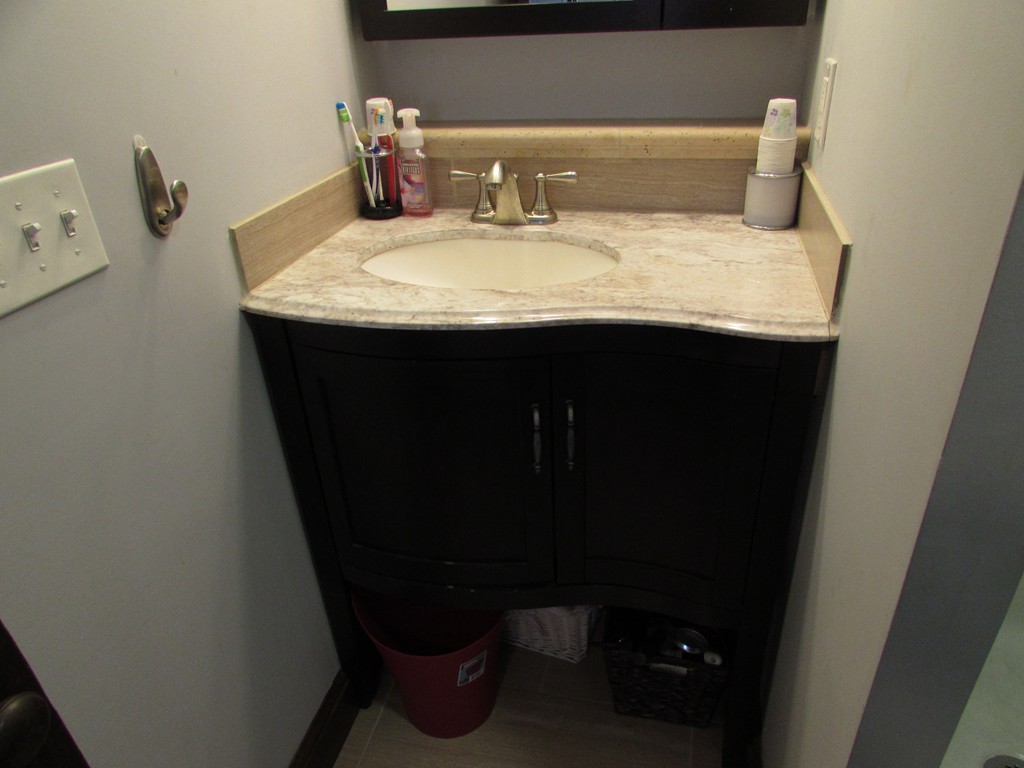 7 Ralph Avenue South Hadley, MA 01075 - Photo 14 of 24 Gallery Image 14