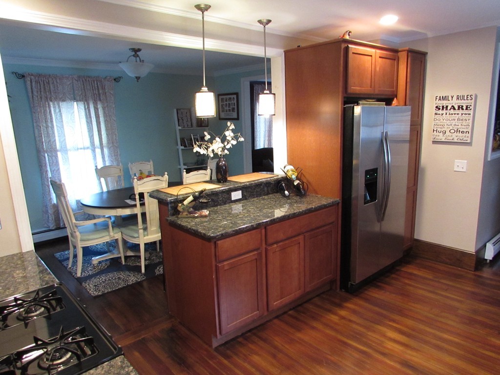 7 Ralph Avenue South Hadley, MA 01075 - Photo 2 of 24 Gallery Image 2