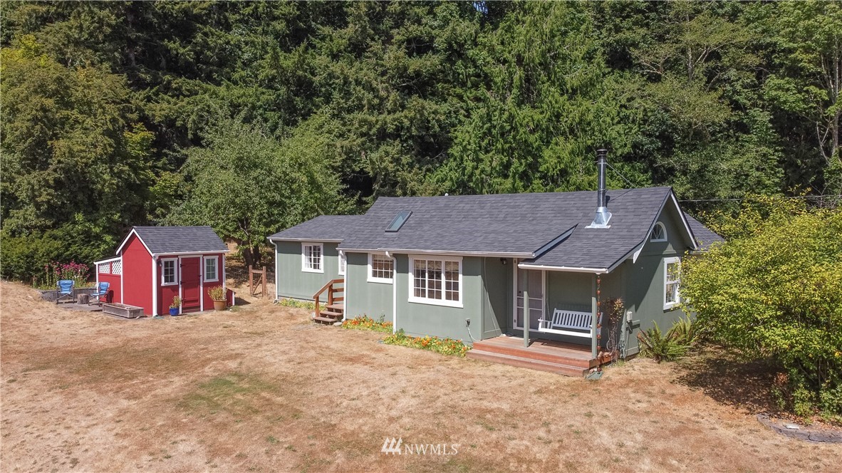 4040 West Valley Road Chimacum, WA 98325 - Photo 1 of 40