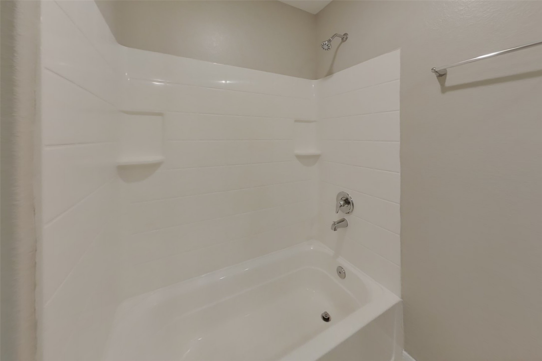 829 Painted Bison Drive La Marque, TX 77568 - Photo 10 of 15 Gallery Image 10