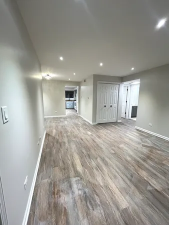 $2,400 | 7875 North Caldwell Avenue, Unit 302, Niles, IL 60714