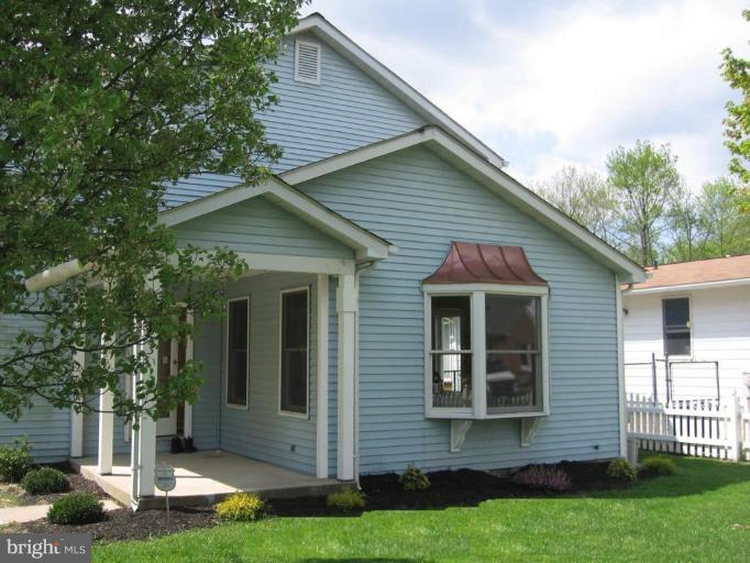 7333 Chesapeake Road Middle River, MD 21220 - Photo 1 of 24 Exterior (Main)