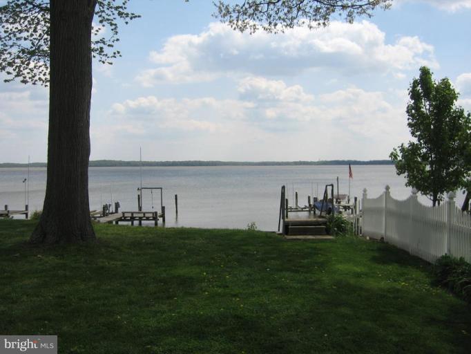 7333 Chesapeake Road Middle River, MD 21220 - Photo 9 of 24 Beach View 1