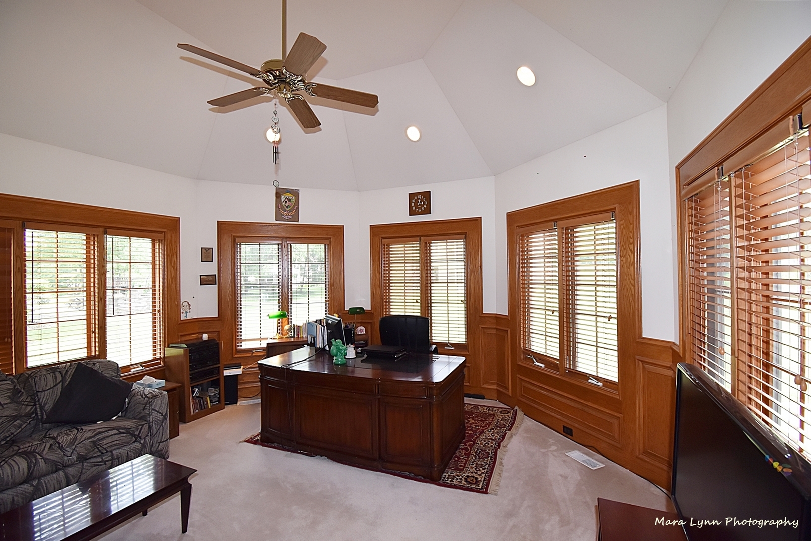 3N853 Walt Whitman Road Campton Hills, IL 60175 - Photo 20 of 48 a living room with furniture and windows
