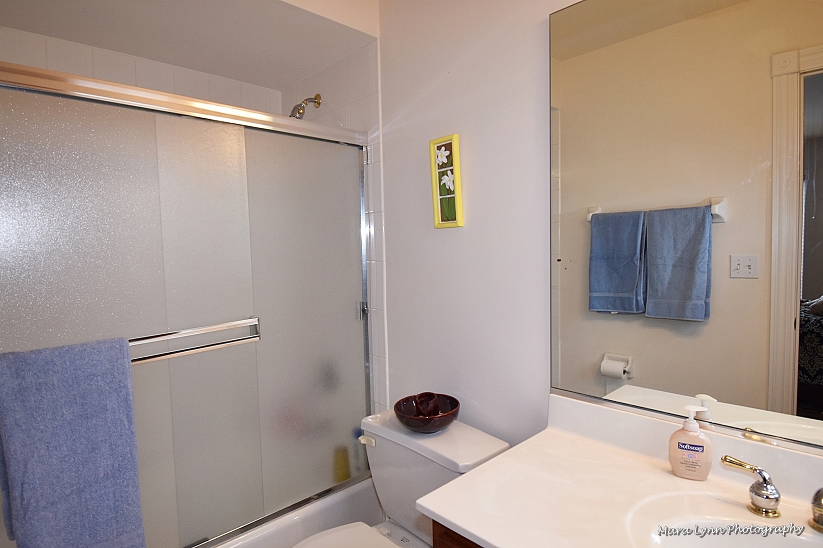 3N853 Walt Whitman Road Campton Hills, IL 60175 - Photo 35 of 48 a bathroom with a sink and shower