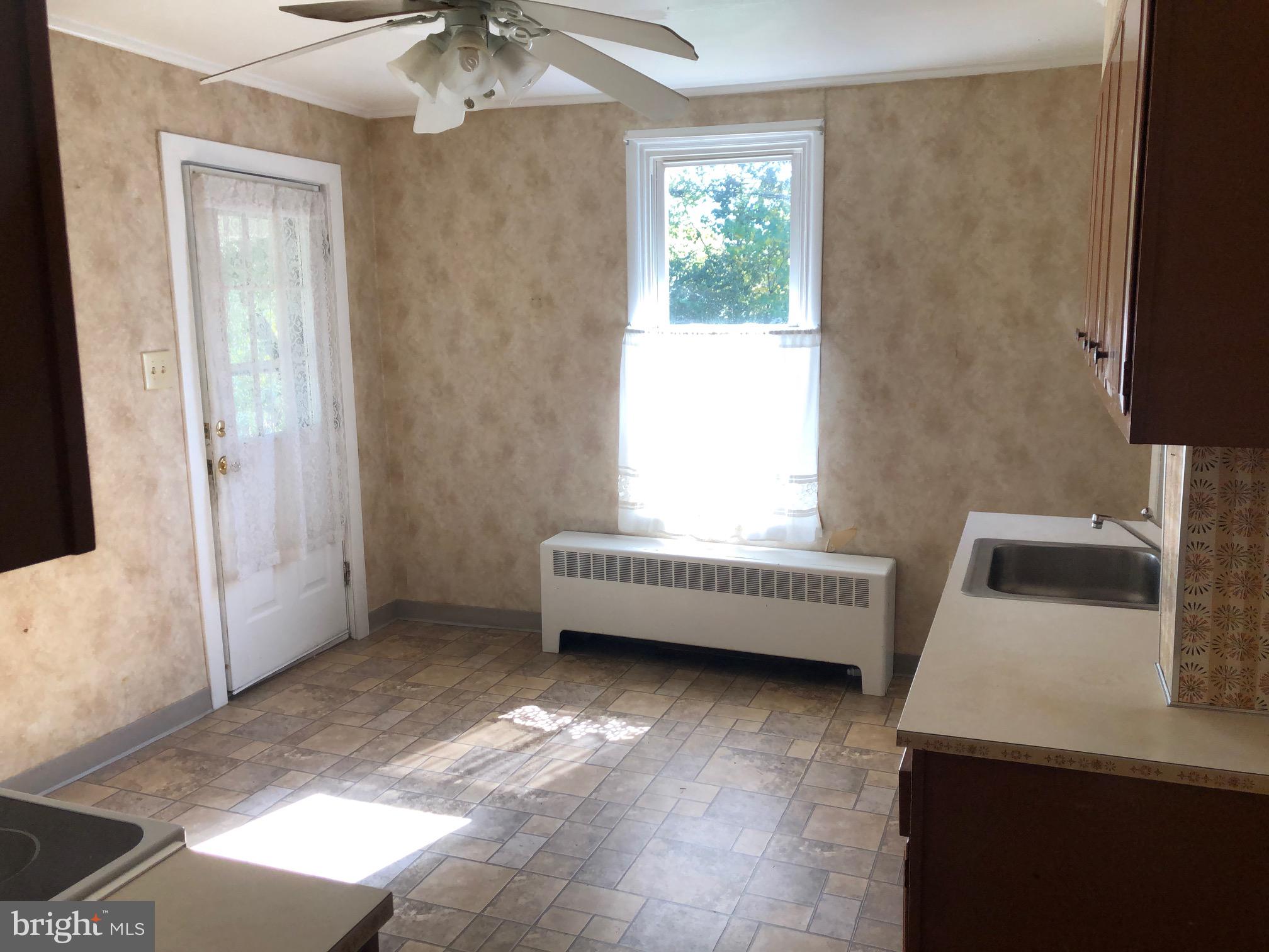 333 Jackson Street Reading, PA 19607 - Photo 18 of 22 Kitchen