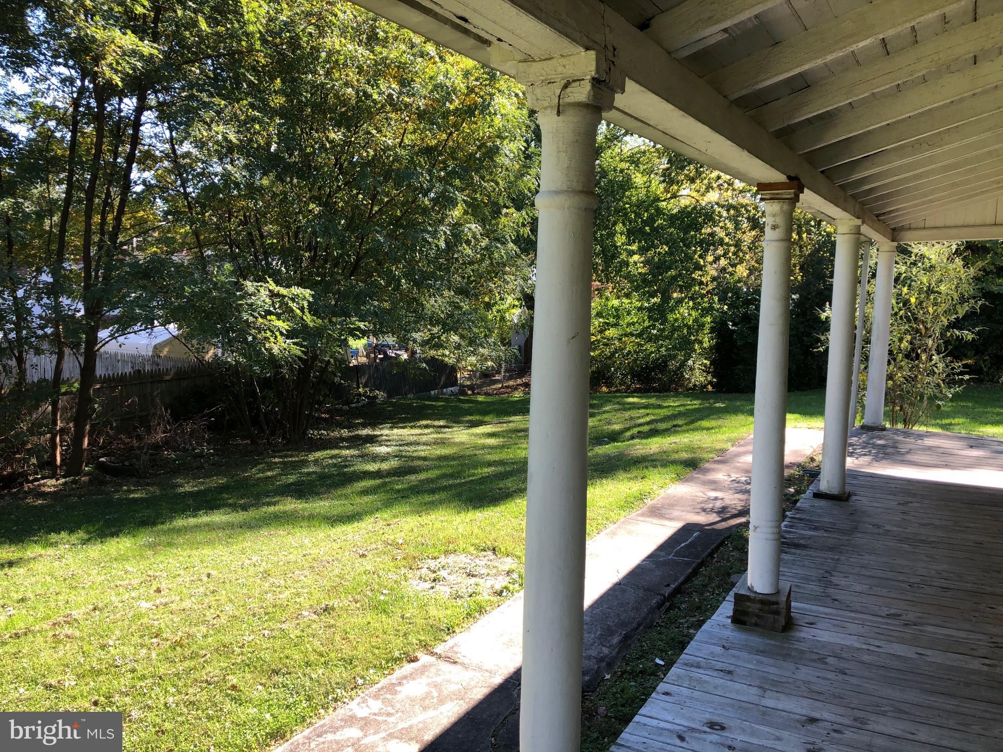 333 Jackson Street Reading, PA 19607 - Photo 7 of 22 Covered Porch to yard outback
