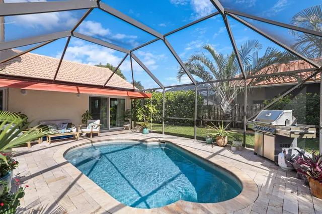 $619,999 | 29 Dogwood Circle, Boynton Beach, FL 33436