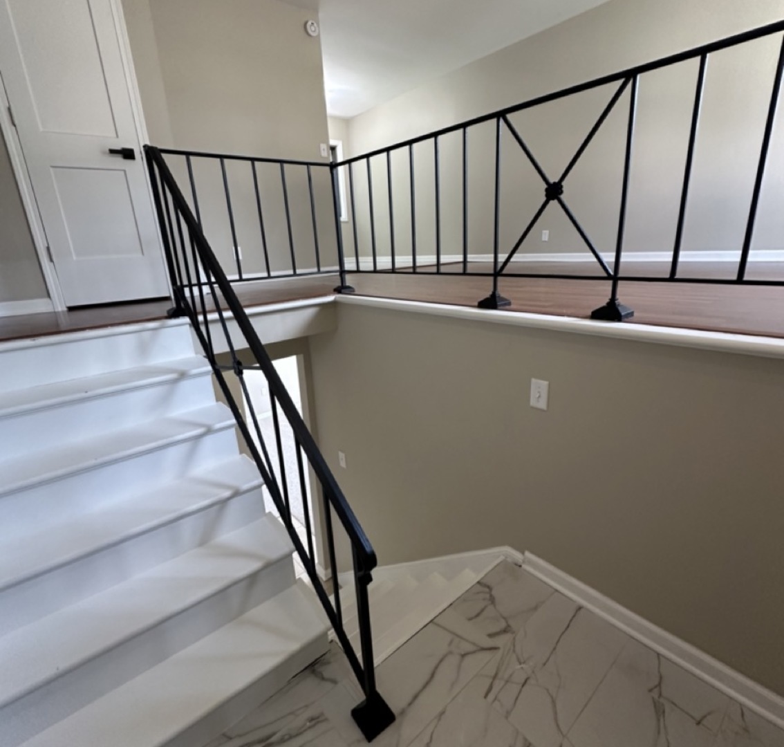 221 Murphy Drive Romeoville, IL 60446 - Photo 2 of 13 a view of entryway