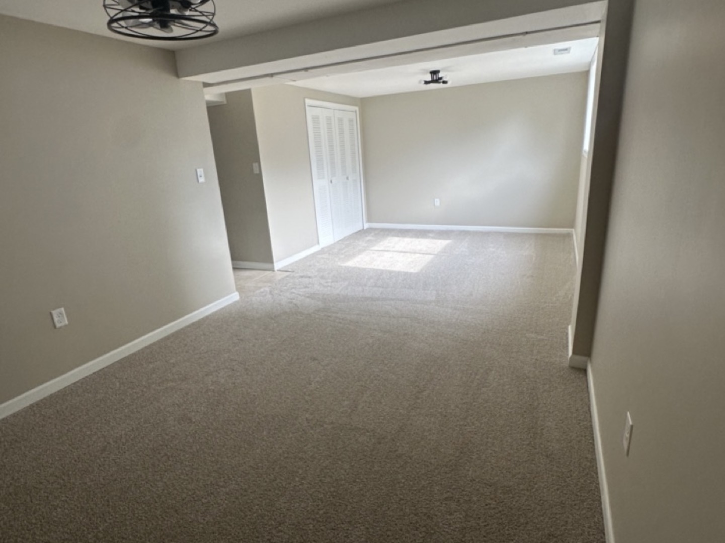 221 Murphy Drive Romeoville, IL 60446 - Photo 8 of 13 a view of a small space