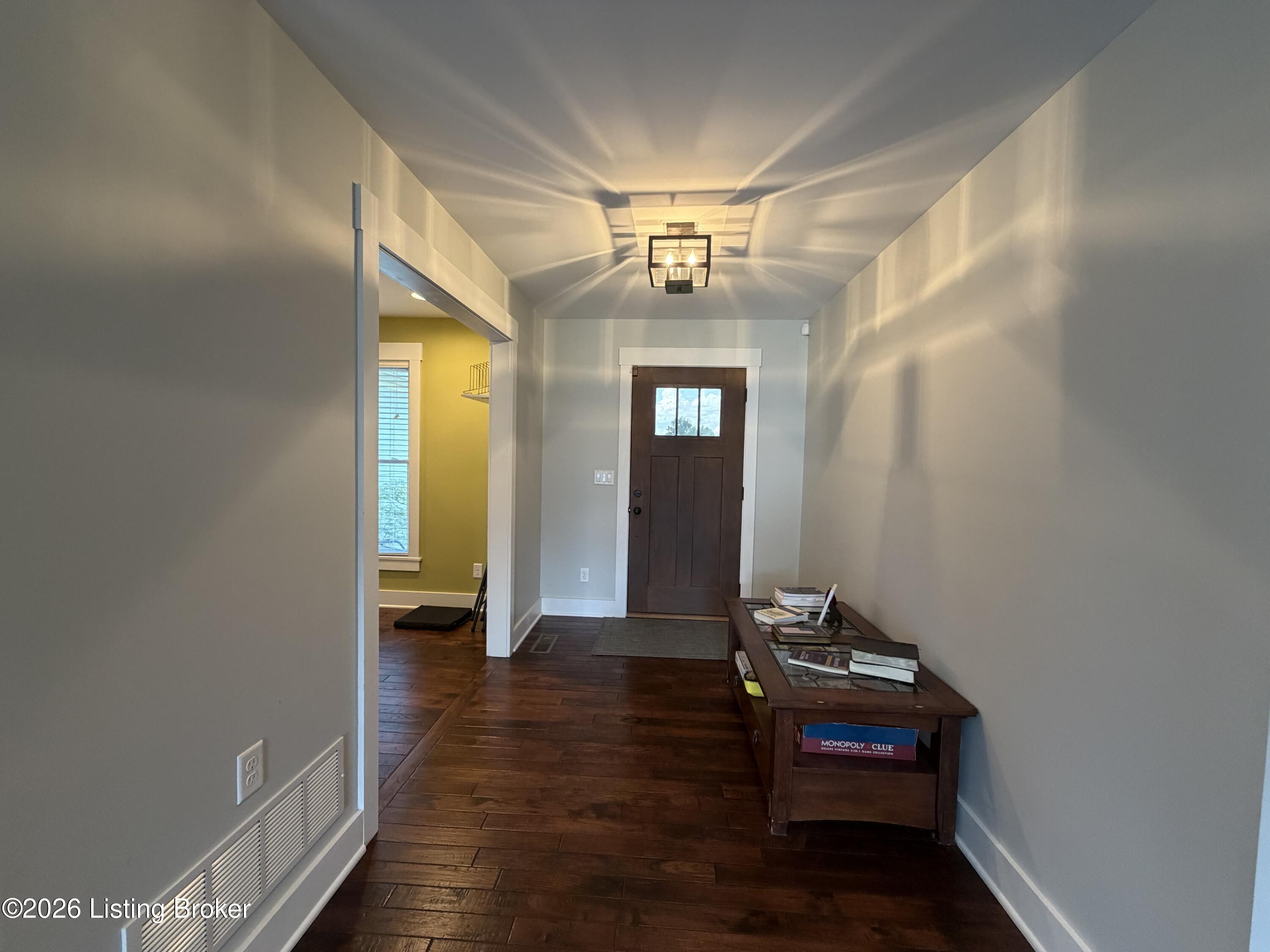 1695 Hall Simpson Road Loretto, KY 40037 - Photo 3 of 53 Hardwood Entry