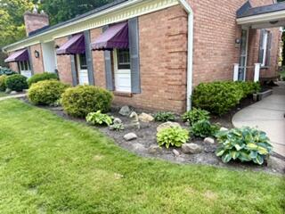 232 Hawthorne Road Marshall, MI 49068 - Photo 4 of 42