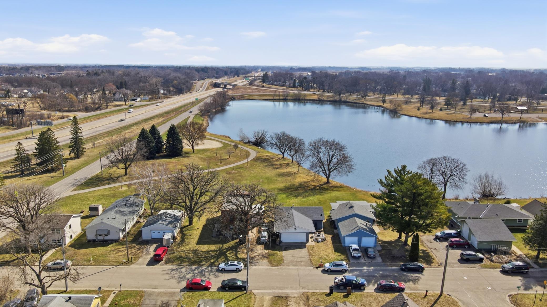 804 15th Street Northeast Austin, MN 55912 - Photo 2 of 33