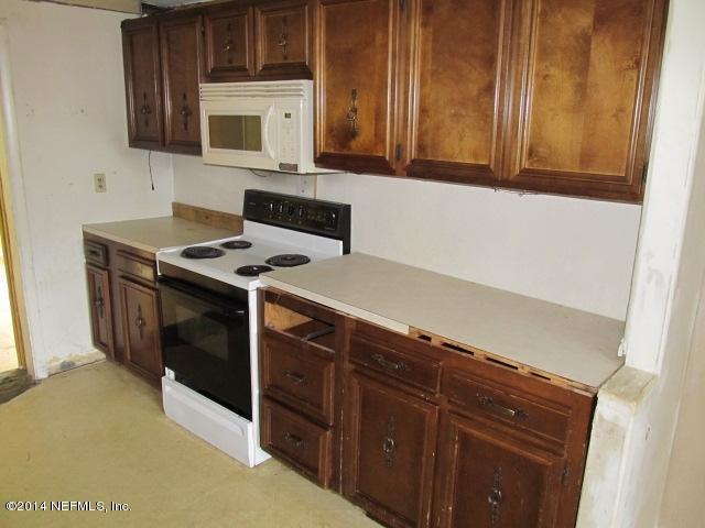 1744 Cortez Road Jacksonville, FL 32246 - Photo 4 of 10 Kitchen View 1