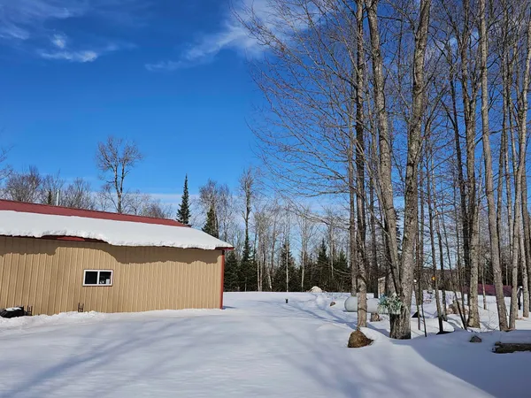 $235,000 | W7990 Herzog Road, Iron Mountain, MI 49801