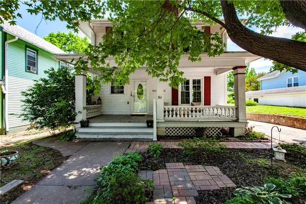 $299,000 | 511 North 25th Street, St. Joseph, MO 64501