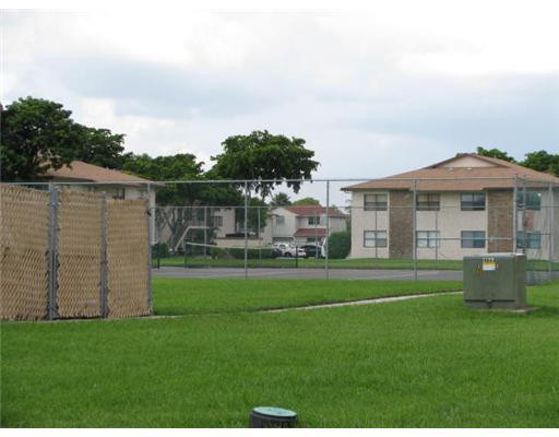 10017 Winding Lake Road, Unit 204 Sunrise, FL 33351 - Photo 7 of 7 Tennis Court