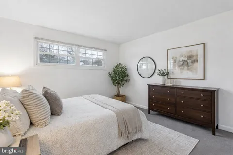 $475,000 | 105 Country Club Place, Cherry Hill, NJ 08003