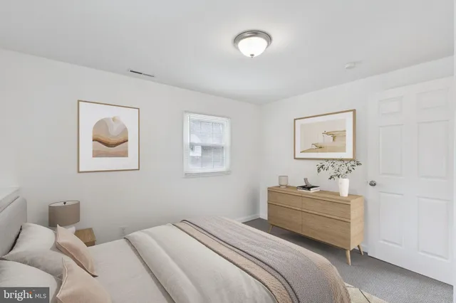 $475,000 | 105 Country Club Place, Cherry Hill, NJ 08003