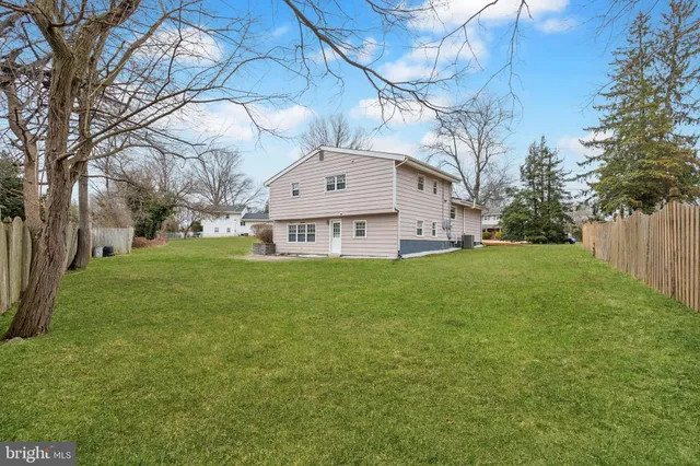 $475,000 | 105 Country Club Place, Cherry Hill, NJ 08003