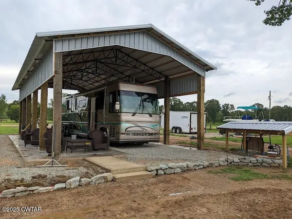 $174,900 | 714 Lexi Lane, Clifton, TN 38425
