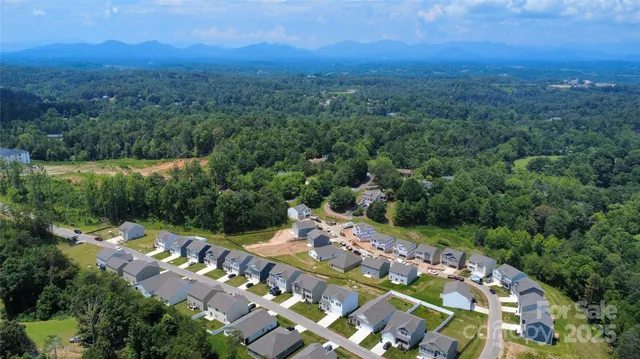 $495,490 | 823 Adelston Lane, Asheville, NC 28804