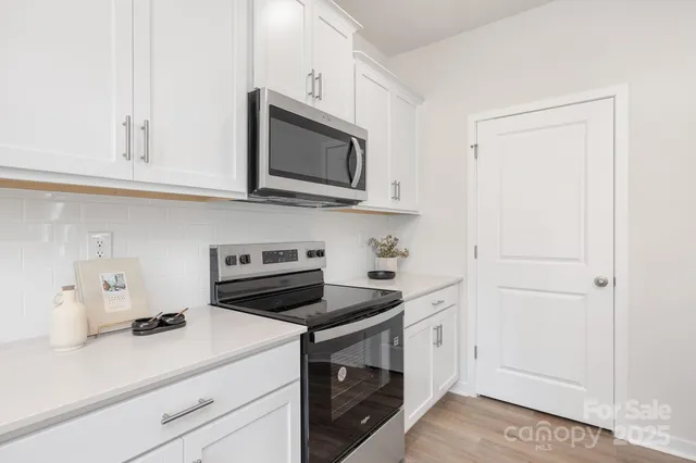 $495,490 | 823 Adelston Lane, Asheville, NC 28804