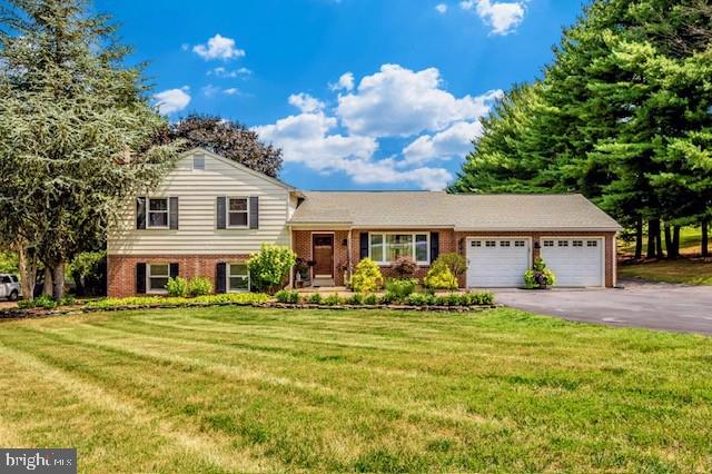 13448 Old Annapolis Road Mount Airy, MD 21771 - Photo 2 of 7 Professional pictures coming