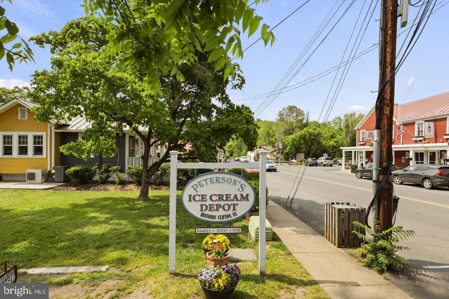7514 Evans Ford Road Clifton, VA 20124 - Photo 75 of 86 Peterson's Ice Cream