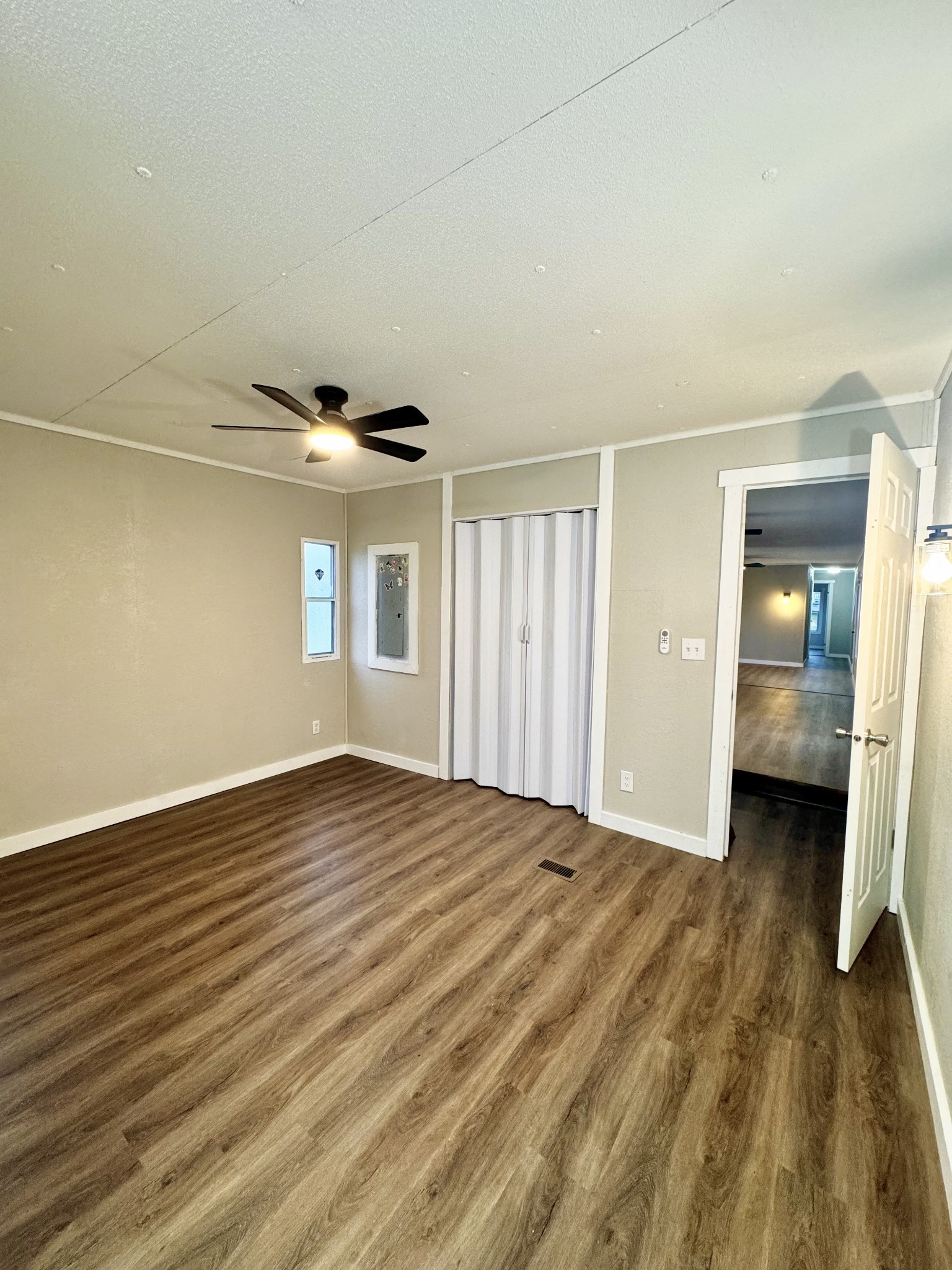 1221 Disneyland Road Sparta, TN 38583 - Photo 13 of 33 Gallery Image 13